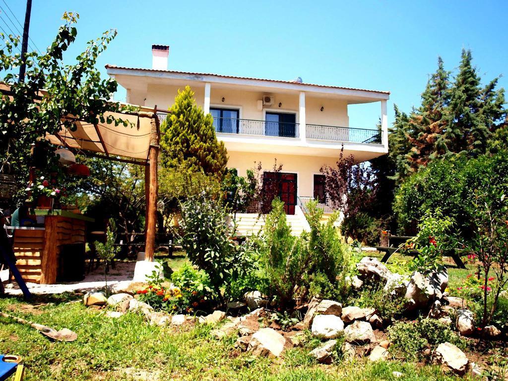 The White Rabbit Guesthouse Eco-Lodge "Cosy Apartment" Psakoudia Exteriör bild